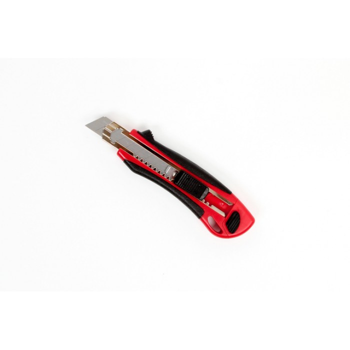 Snijmes IEZZY 18mm kunststof met ergonomische softgrip incl. 3 mesje